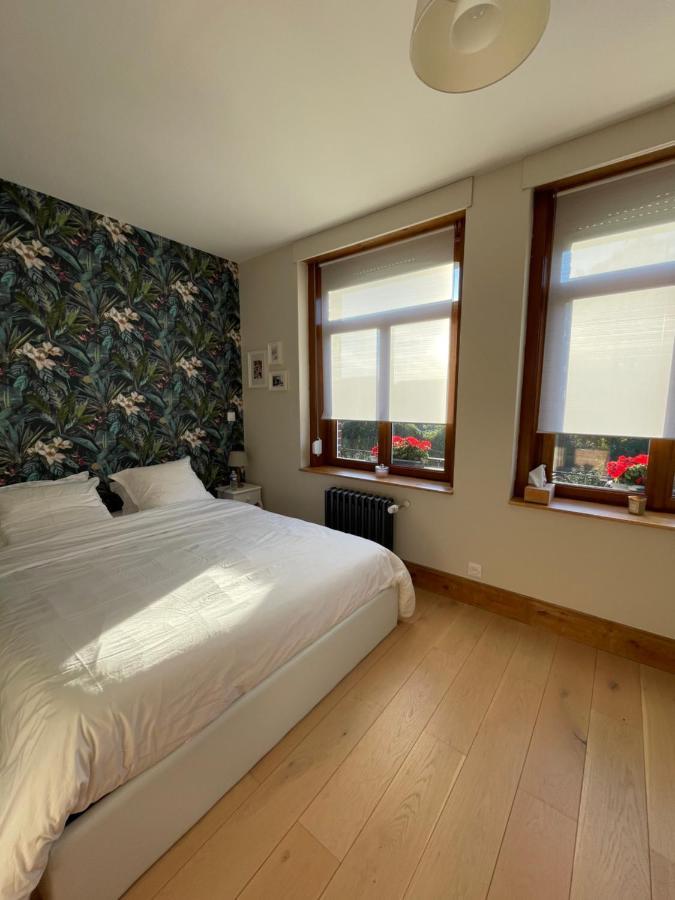 52 Homestay *